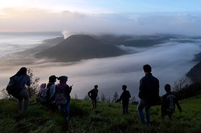 Tips private trip Gunung Semeru aman dan nyaman