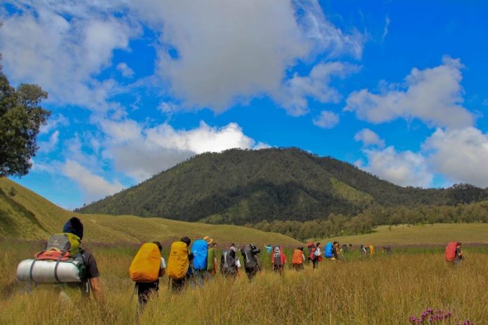 Tips private trip Gunung Semeru aman dan nyaman