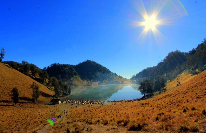 Ranu kumbolo semeru bromo gunung mitos mount misteri pendaki masih sofyan nofi hadi tripcetera